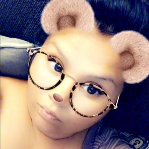 Meet your Posher, Sonia